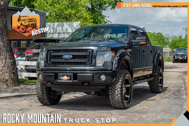 2013 Ford F-150 FX4 CREW CAB 4X4 / 5.0 COYOTE / CLEAN CARFAX | Austin, TX | Rocky Mountain Truck Stop Austin
