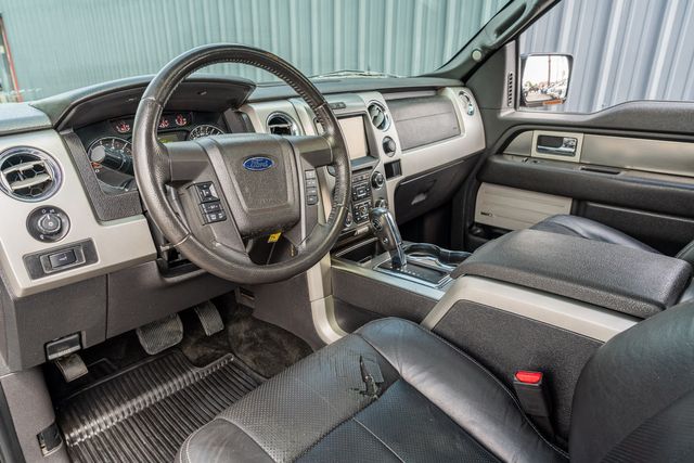 2013 Ford F-150 FX4 CREW CAB 4X4 / 5.0 COYOTE / CLEAN CARFAX | Austin, TX | Rocky Mountain Truck Stop Austin