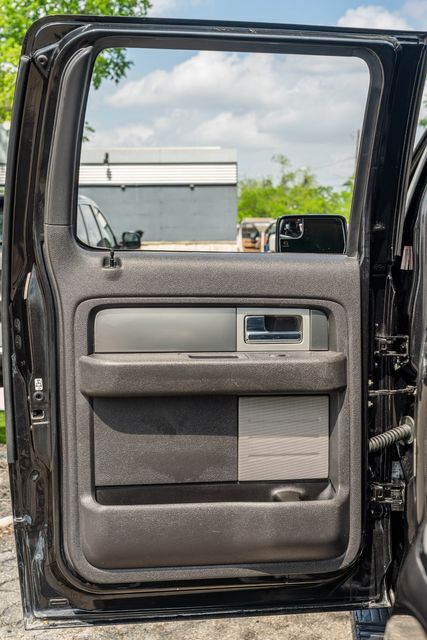 2013 Ford F-150 FX4 CREW CAB 4X4 / 5.0 COYOTE / CLEAN CARFAX | Austin, TX | Rocky Mountain Truck Stop Austin