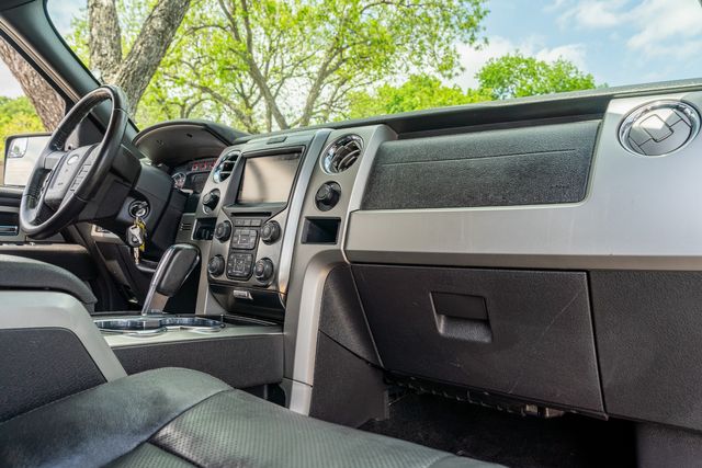 2013 Ford F-150 FX4 CREW CAB 4X4 / 5.0 COYOTE / CLEAN CARFAX | Austin, TX | Rocky Mountain Truck Stop Austin