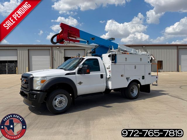 2013 Ford F550 4X4 Bucket Truck