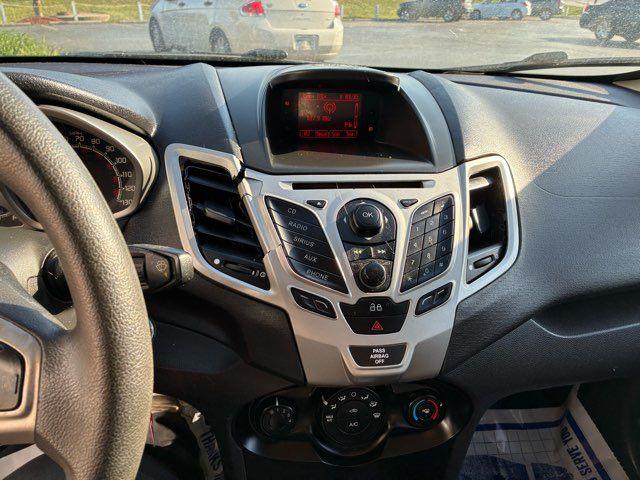 2013 Ford Fiesta SE
