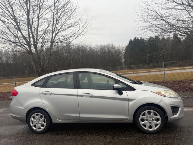 2013 Ford Fiesta S