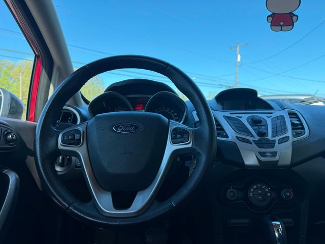 2013 Ford Fiesta SE