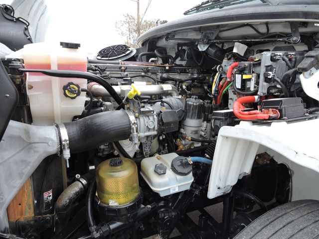 2013 Freightliner M2 Moffett Flatbed