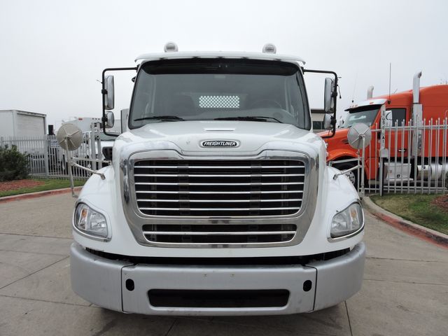 2013 Freightliner M2 Moffett Flatbed