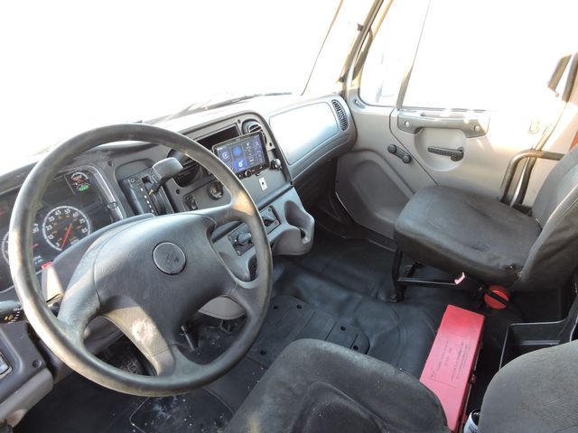 2013 Freightliner M2  Non-CDL Box Truck