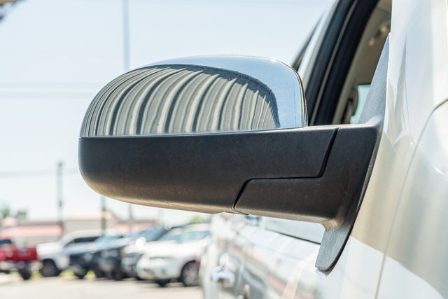 2013 GMC Sierra 1500 SLE White Diamond Edition / WELL SERVICED / RWD | Austin, TX | Rocky Mountain Truck Stop Austin 2013 GMC Sierra 1500 SLE White Diamond Edition / WELL SERVICED / RWD | Austin, TX | Rocky Mountain Truck Stop Austin