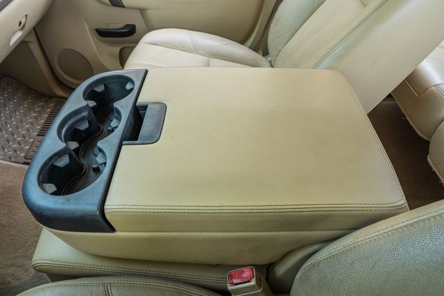 2013 GMC Sierra 1500 SLE White Diamond Edition / WELL SERVICED / RWD | Austin, TX | Rocky Mountain Truck Stop Austin 2013 GMC Sierra 1500 SLE White Diamond Edition / WELL SERVICED / RWD | Austin, TX | Rocky Mountain Truck Stop Austin