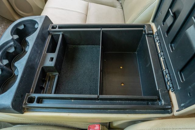 2013 GMC Sierra 1500 SLE White Diamond Edition / WELL SERVICED / RWD | Austin, TX | Rocky Mountain Truck Stop Austin 2013 GMC Sierra 1500 SLE White Diamond Edition / WELL SERVICED / RWD | Austin, TX | Rocky Mountain Truck Stop Austin