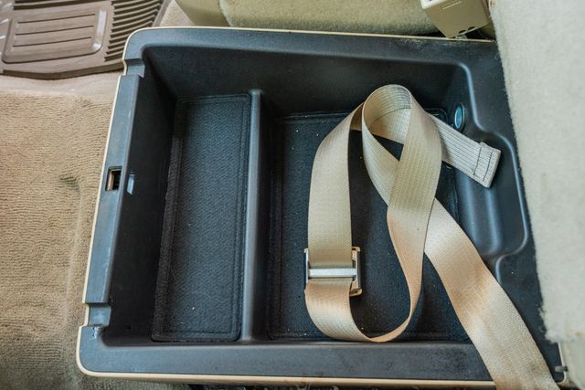 2013 GMC Sierra 1500 SLE White Diamond Edition / WELL SERVICED / RWD | Austin, TX | Rocky Mountain Truck Stop Austin 2013 GMC Sierra 1500 SLE White Diamond Edition / WELL SERVICED / RWD | Austin, TX | Rocky Mountain Truck Stop Austin