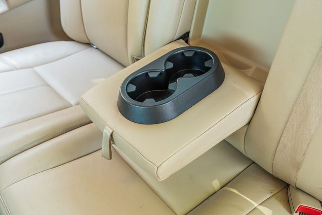 2013 GMC Sierra 1500 SLE White Diamond Edition / WELL SERVICED / RWD | Austin, TX | Rocky Mountain Truck Stop Austin 2013 GMC Sierra 1500 SLE White Diamond Edition / WELL SERVICED / RWD | Austin, TX | Rocky Mountain Truck Stop Austin