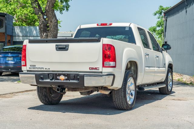 2013 GMC Sierra 1500 SLE White Diamond Edition / WELL SERVICED / RWD | Austin, TX | Rocky Mountain Truck Stop Austin 2013 GMC Sierra 1500 SLE White Diamond Edition / WELL SERVICED / RWD | Austin, TX | Rocky Mountain Truck Stop Austin