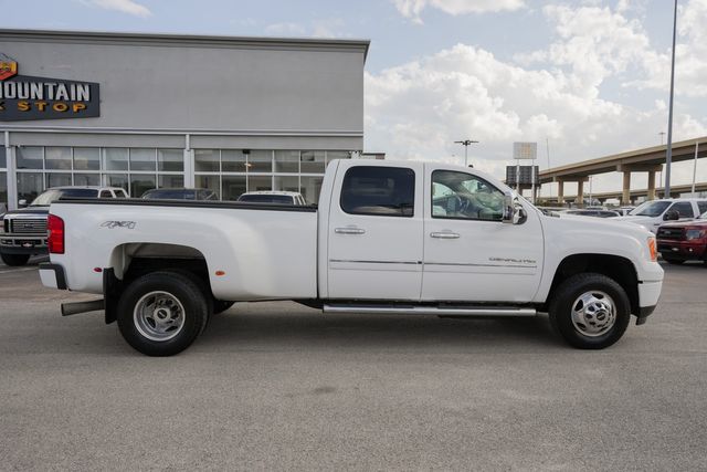 2013 GMC Sierra 3500HD Denali CREW CAB LONG BED DRW 4X4 / REGULAR SERVICE | Austin, TX | Rocky Mountain Truck Stop Austin 2013 GMC Sierra 3500HD Denali CREW CAB LONG BED DRW 4X4 / REGULAR SERVICE | Austin, TX | Rocky Mountain Truck Stop Austin