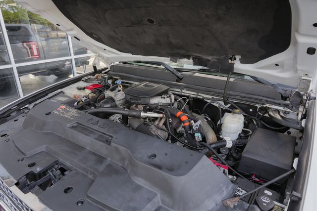 2013 GMC Sierra 3500HD Denali CREW CAB LONG BED DRW 4X4 / REGULAR SERVICE | Austin, TX | Rocky Mountain Truck Stop Austin