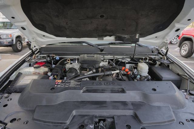 2013 GMC Sierra 3500HD Denali CREW CAB LONG BED DRW 4X4 / REGULAR SERVICE | Austin, TX | Rocky Mountain Truck Stop Austin 2013 GMC Sierra 3500HD Denali CREW CAB LONG BED DRW 4X4 / REGULAR SERVICE | Austin, TX | Rocky Mountain Truck Stop Austin