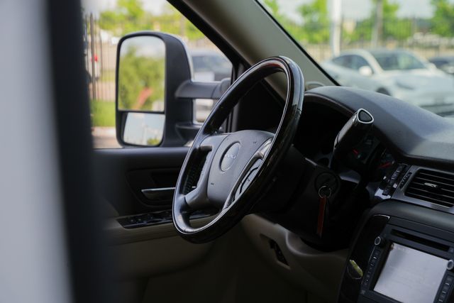 2013 GMC Sierra 3500HD Denali CREW CAB LONG BED DRW 4X4 / REGULAR SERVICE | Austin, TX | Rocky Mountain Truck Stop Austin