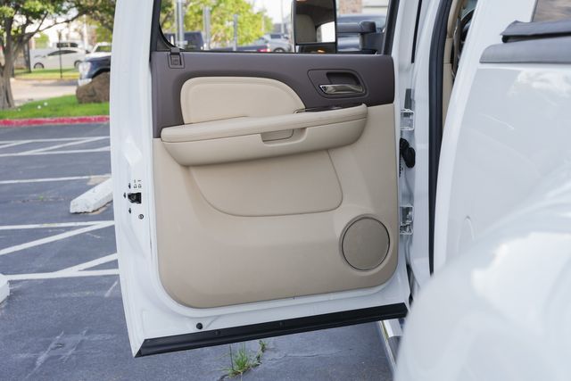 2013 GMC Sierra 3500HD Denali CREW CAB LONG BED DRW 4X4 / REGULAR SERVICE | Austin, TX | Rocky Mountain Truck Stop Austin