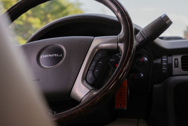 2013 GMC Sierra 3500HD Denali CREW CAB LONG BED DRW 4X4 / REGULAR SERVICE | Austin, TX | Rocky Mountain Truck Stop Austin 2013 GMC Sierra 3500HD Denali CREW CAB LONG BED DRW 4X4 / REGULAR SERVICE | Austin, TX | Rocky Mountain Truck Stop Austin