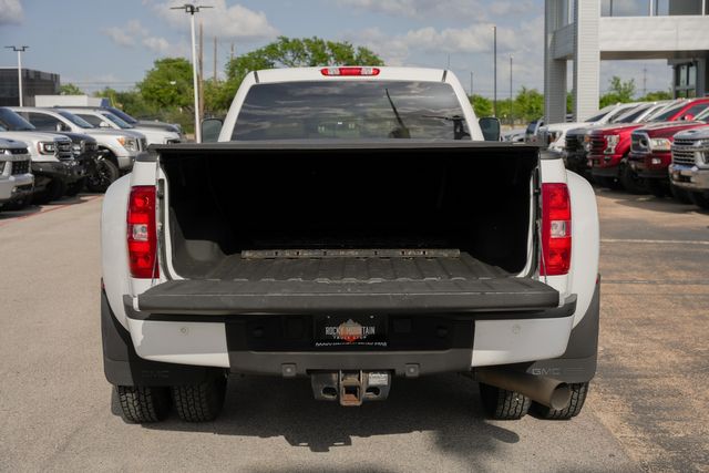 2013 GMC Sierra 3500HD Denali CREW CAB LONG BED DRW 4X4 / REGULAR SERVICE | Austin, TX | Rocky Mountain Truck Stop Austin