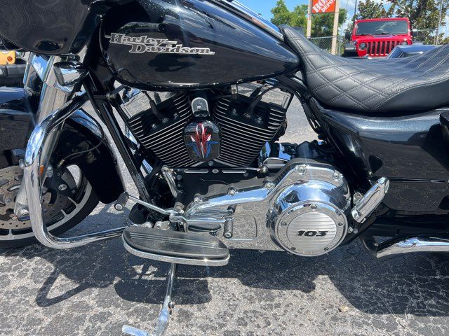 2013 Harley-Davidson Street Glide FLHX