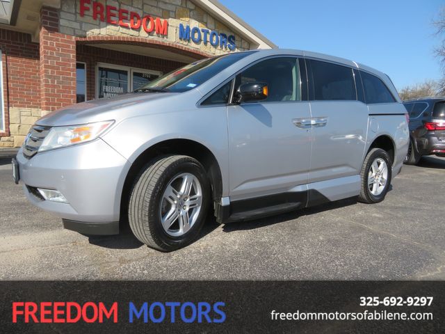 2013 Honda Odyssey Touring VMI Mobility Van | Abilene, Texas | Freedom Motors 