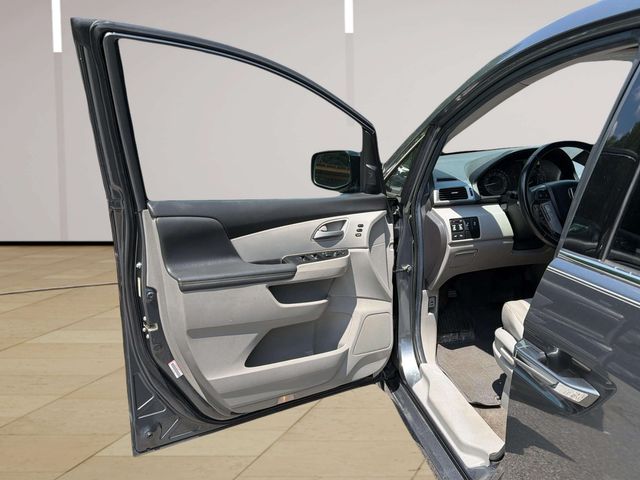2013 Honda Odyssey Touring Elite | Alpharetta, GA | Star Motors 2013 Honda Odyssey Touring Elite | Alpharetta, GA | Star Motors