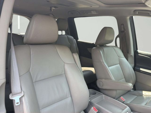 2013 Honda Odyssey Touring Elite | Alpharetta, GA | Star Motors 2013 Honda Odyssey Touring Elite | Alpharetta, GA | Star Motors