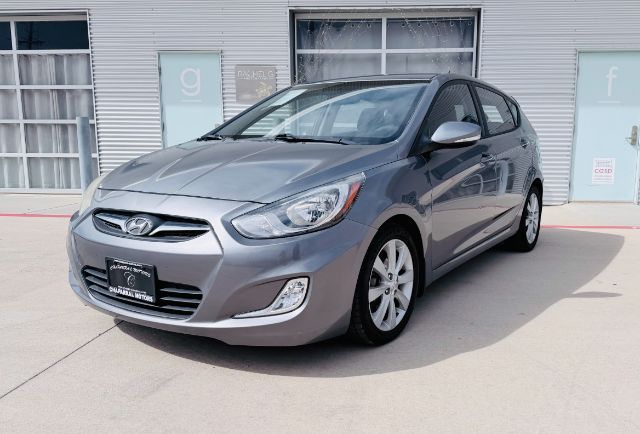 2013 Hyundai Accent SE | Lubbock, TX | Chaparral Motors - Lubbock 2013 Hyundai Accent SE | Lubbock, TX | Chaparral Motors - Lubbock