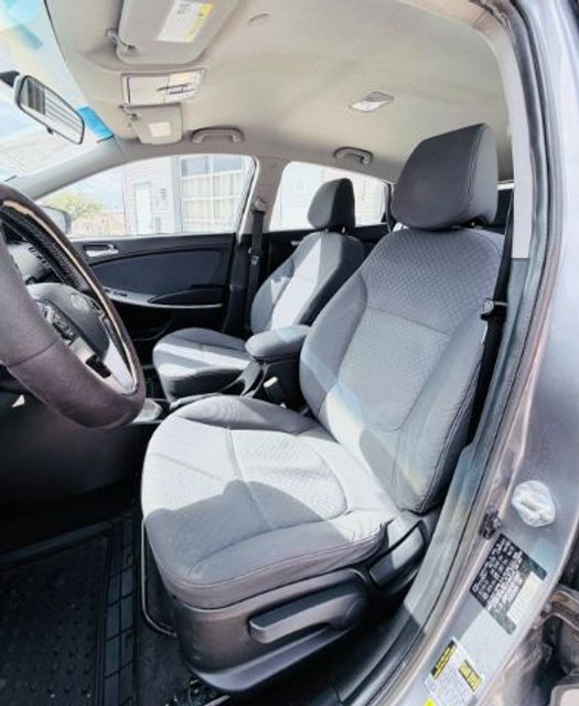 2013 Hyundai Accent SE | Lubbock, TX | Chaparral Motors - Lubbock 2013 Hyundai Accent SE | Lubbock, TX | Chaparral Motors - Lubbock