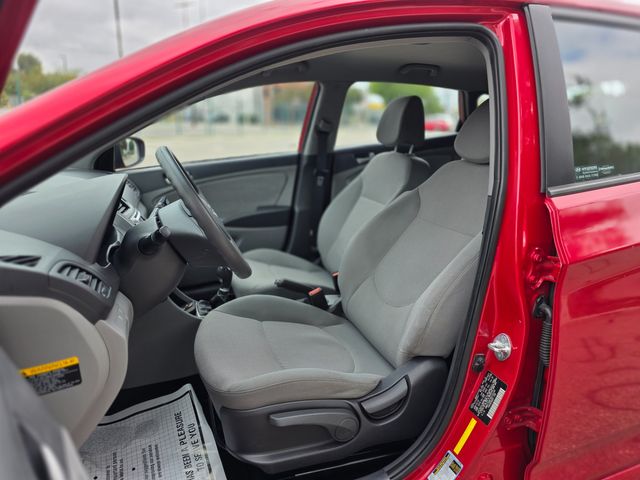 2013 Hyundai ACCENT GS 2013 Hyundai ACCENT GS