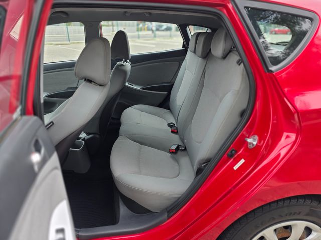 2013 Hyundai ACCENT GS 2013 Hyundai ACCENT GS