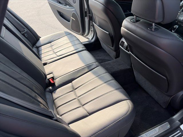 2013 Hyundai Equus Signature