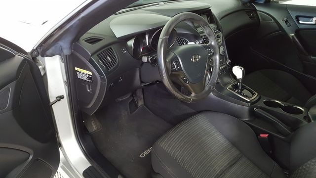 2013 Hyundai Genesis Coupe 2.0T | Carrollton, TX | Legend Motorcars of Carrollton