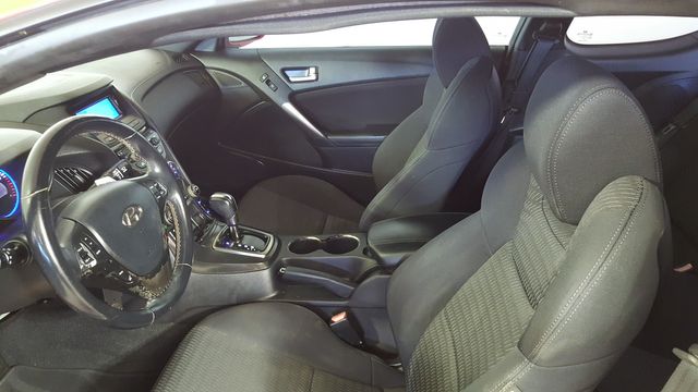 2013 Hyundai Genesis Coupe 2.0T | Carrollton, TX | Legend Motorcars of Carrollton
