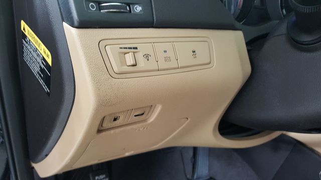 2013 Hyundai SONATA GLS | Carrollton, TX | Legend Motorcars of Carrollton 2013 Hyundai SONATA GLS | Carrollton, TX | Legend Motorcars of Carrollton