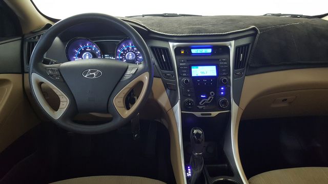 2013 Hyundai SONATA GLS | Carrollton, TX | Legend Motorcars of Carrollton 2013 Hyundai SONATA GLS | Carrollton, TX | Legend Motorcars of Carrollton