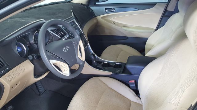 2013 Hyundai SONATA GLS | Carrollton, TX | Legend Motorcars of Carrollton 2013 Hyundai SONATA GLS | Carrollton, TX | Legend Motorcars of Carrollton