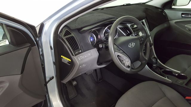 2013 Hyundai SONATA GLS | Carrollton, TX | Legend Motorcars of Carrollton 2013 Hyundai SONATA GLS | Carrollton, TX | Legend Motorcars of Carrollton