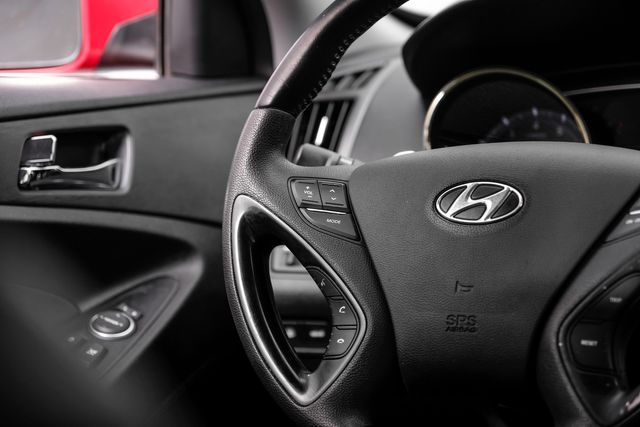 2013 Hyundai SONATA SE Automatic OneOwner HeatedSeats PremiumAlloys | Dallas, TX | Stevens Motor Company LLC 2013 Hyundai SONATA SE Automatic OneOwner HeatedSeats PremiumAlloys | Dallas, TX | Stevens Motor Company LLC