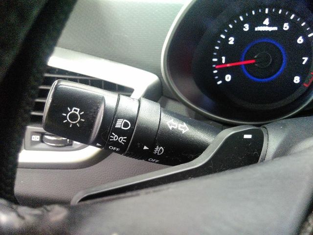 2013 Hyundai Veloster w/Black Int | Maryland Heights, MO | Continental Auto Sales