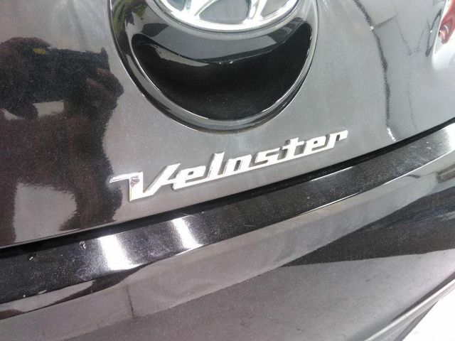 2013 Hyundai Veloster w/Black Int | Maryland Heights, MO | Continental Auto Sales