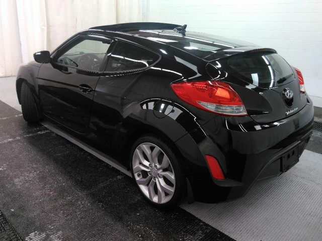 2013 Hyundai Veloster w/Black Int | Maryland Heights, MO | Continental Auto Sales 2013 Hyundai Veloster w/Black Int | Maryland Heights, MO | Continental Auto Sales