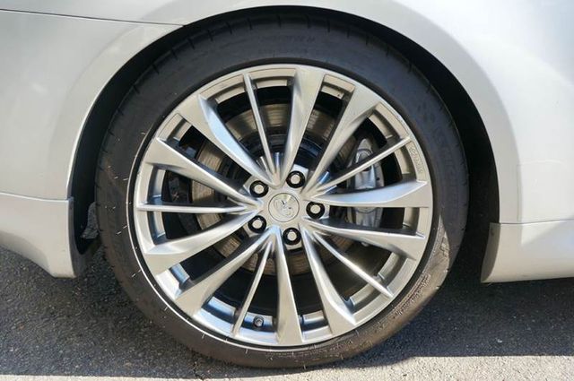 2013 INFINITI G37 Coupe Sport 6MT