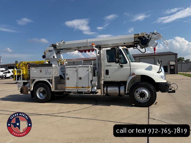 2013 International 4400 Digger Derrick