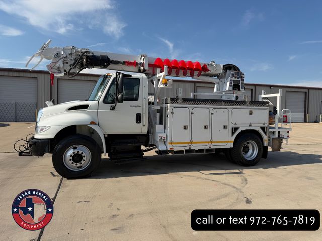 2013 International 4400 Digger Derrick