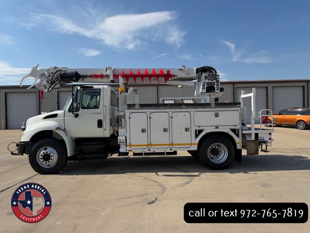 2013 International 4400 Digger Derrick