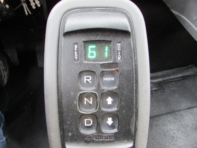 2013 4400 Tandem Axle Service Flatbed Truck  | St Cloud MN | NorthStar Truck Sales