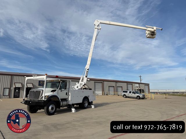2013 International 7300 4X4 Bucket Truck