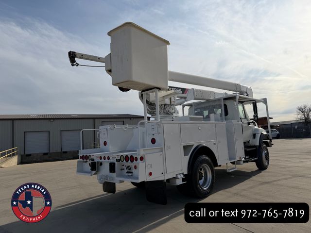 2013 International 7300 4X4 Bucket Truck
